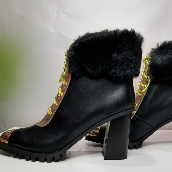 Things II Come Maliyana Lace-Up Embellished Block-Heel Booties Size 7.5 NWT - Picture 1 of 9